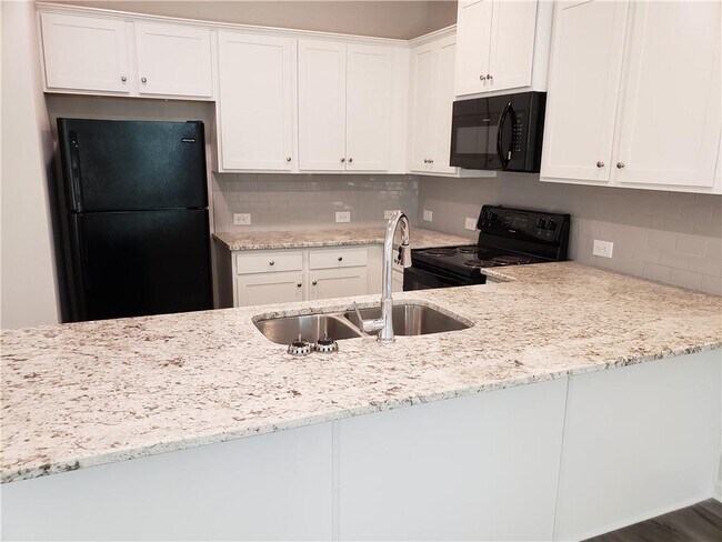 Foto del edificio - 2725 Daybreak Ct