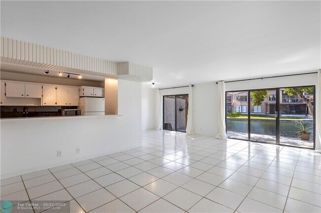 Foto del edificio - 9717 N New River Canal Rd