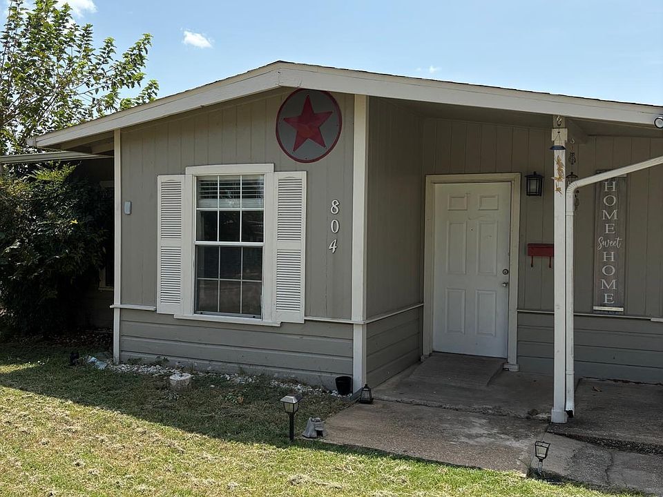 Foto principal - 804 Travis St