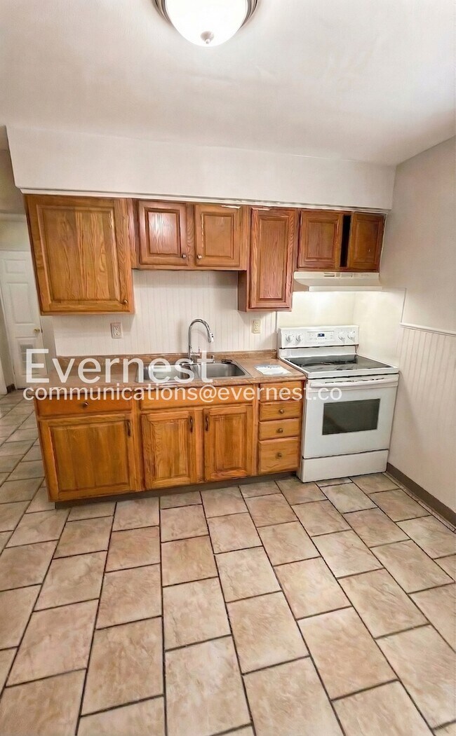 Foto del edificio - 9717 Dennis Dr