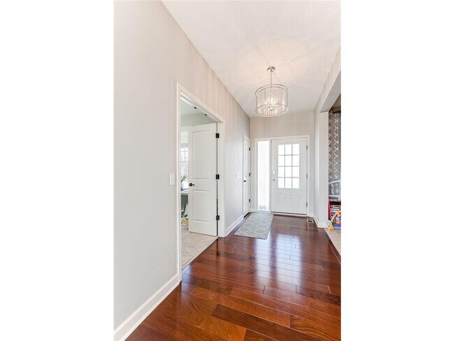 Foto del edificio - 6268 Merrimac Ln N
