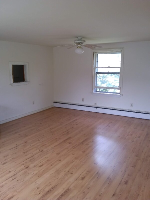 Foto del edificio - 124 S Water St