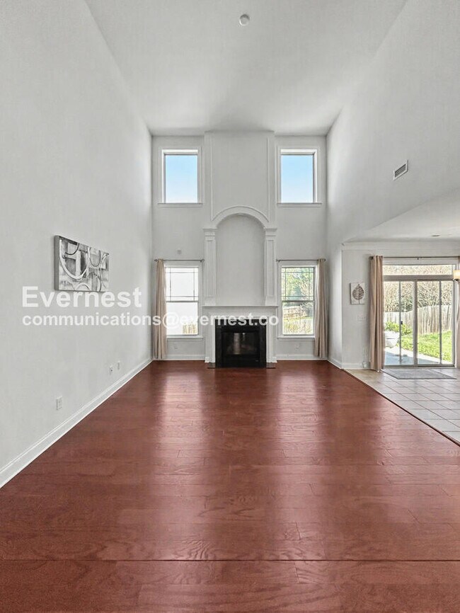 Foto del edificio - 3491 Lamuel Field Ln