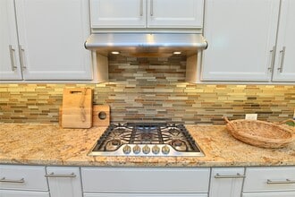 Building Photo - 11906 McNabb Ln