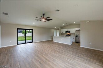 Building Photo - 4535 San Antonio Ln