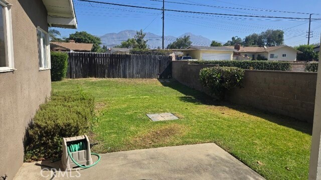 Foto del edificio - 587 Greenfield Ct
