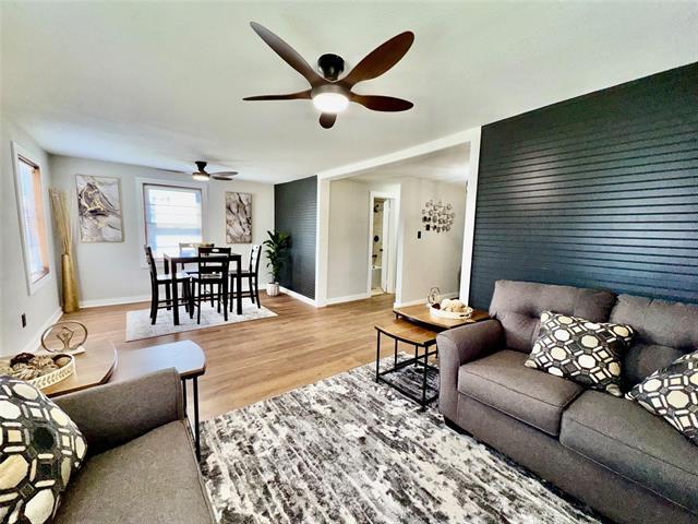 Foto del edificio - 319 Lowe St