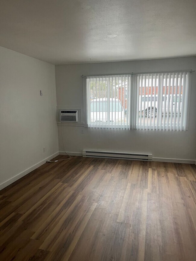 Foto del edificio - 1220 Sanpat Ln