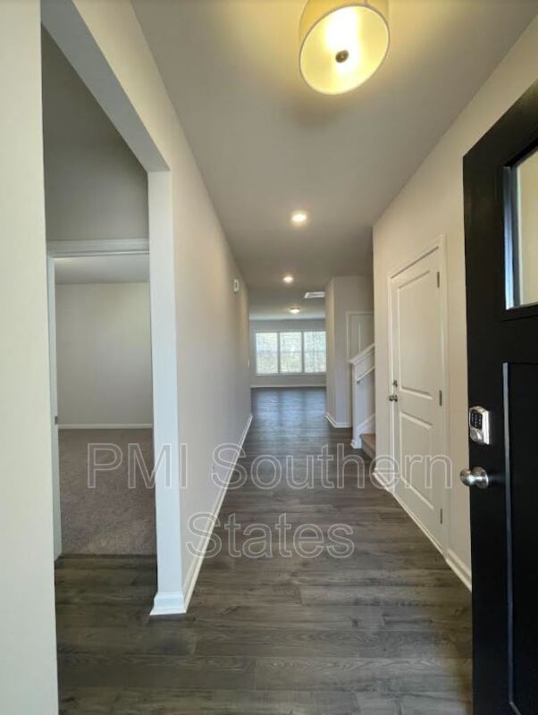 Building Photo - 340 White Peach Wy