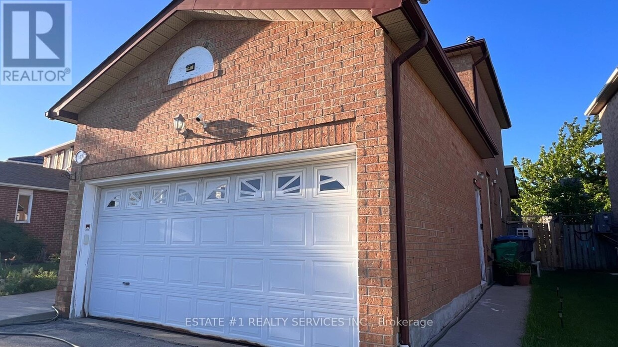 Photo principale - 141 Havelock Dr