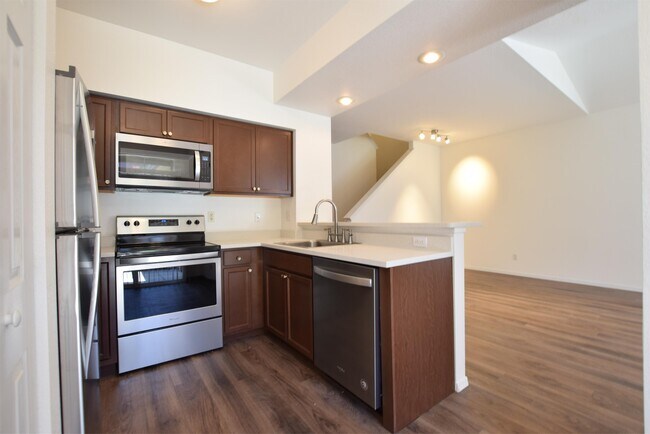 Building Photo - 6450 Silver Mesa Dr