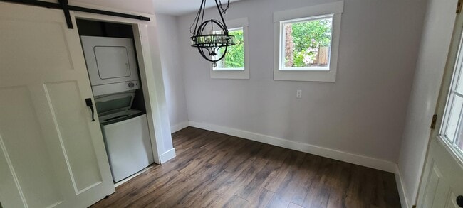Photo du bâtiment - 11252 Dartford St