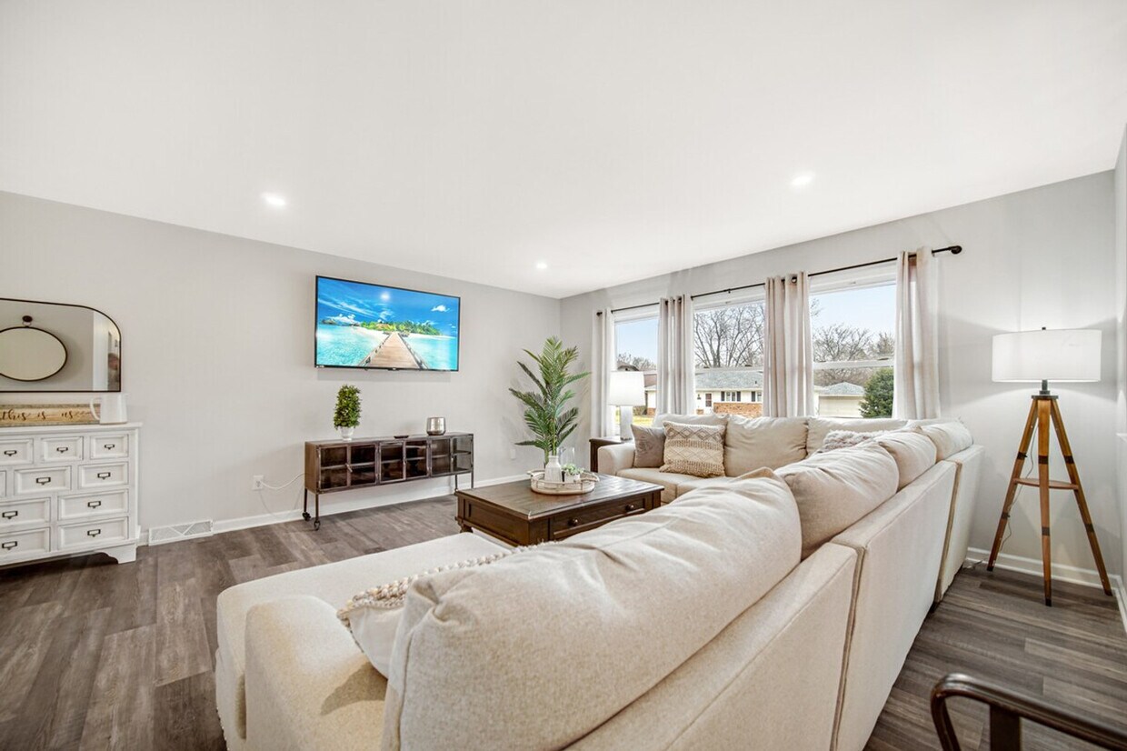 Foto principal - 560 Kathleen Dr