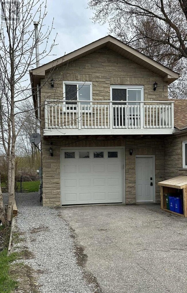 Building Photo - 210 Ways Bay Dr