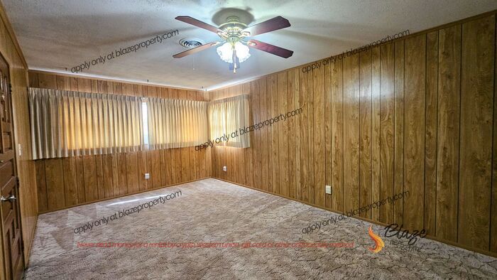 Foto principal - 4 bedroom 2 bathroom home in Lawndale read...