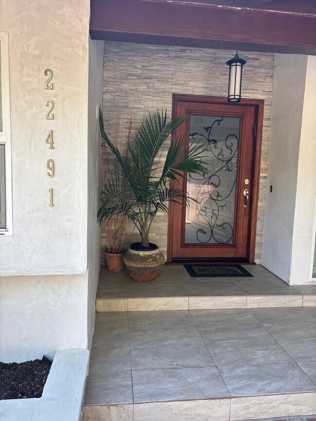 Foto del edificio - 22491 Domingo Rd