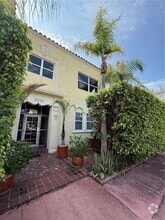 Building Photo - 4215 Sheridan Ave