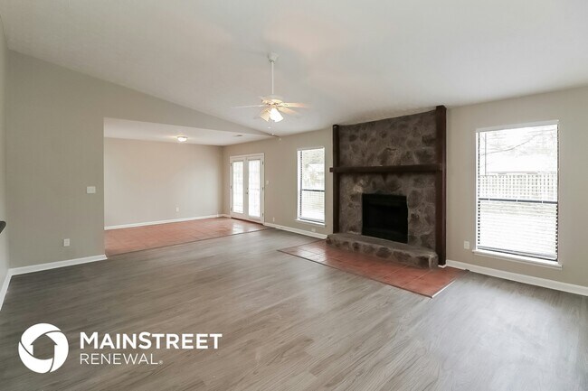 Foto del edificio - 8600 Cedar Creek Ridge