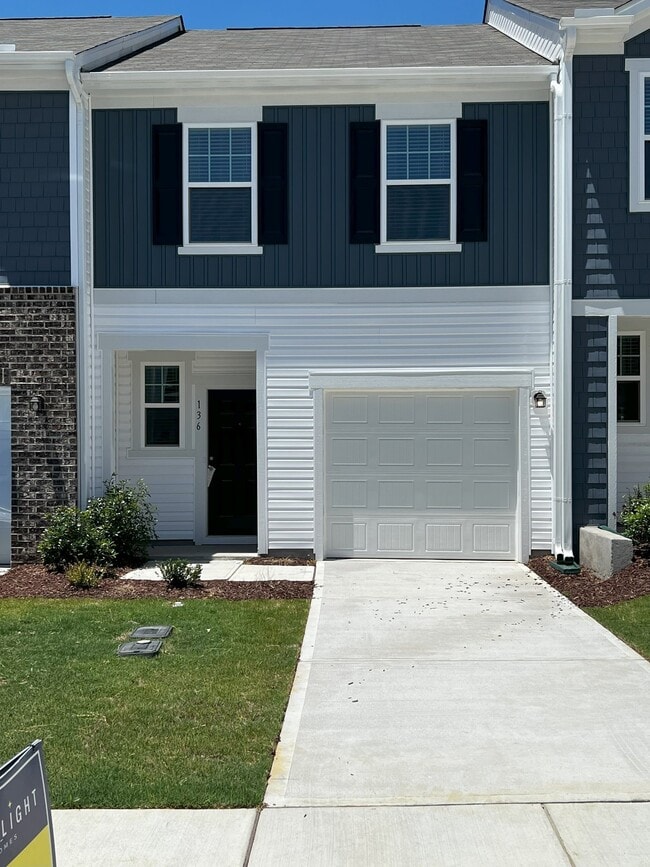 Building Photo - 136 S Chubb Rdg