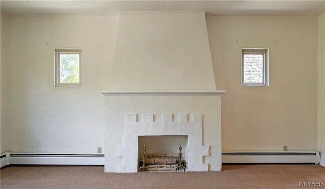 Foto del edificio - 95 Rand Ave