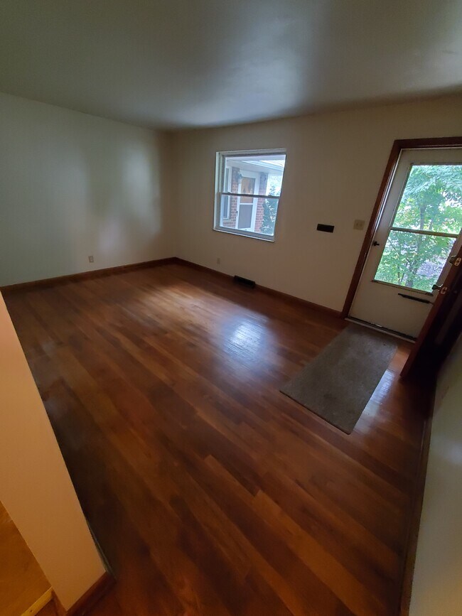 Living room - 1747 Oakland Park Ave