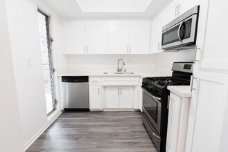 Interior Photo - 312 S. Willaman Drive