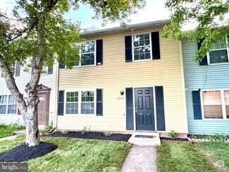 Building Photo - 8658 Woodhue Ct
