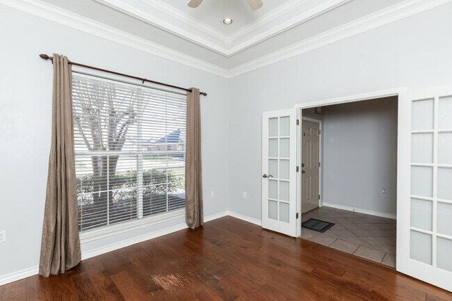 Foto del edificio - 6235 Gracemount Ln