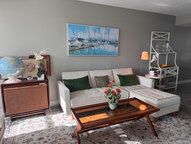 Foto del edificio - 33 S Gulfstream Ave