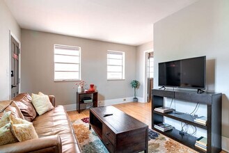 Building Photo - 605 Dennison Ave