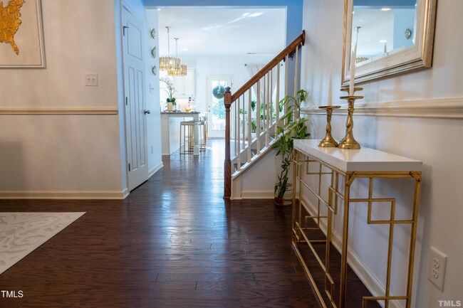 Foto del edificio - 2124 Longmont Dr
