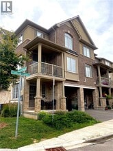 Building Photo - 377 Cranbrook Common
