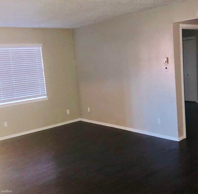 Building Photo - 1 br, 1 bath  - 2401 S Johnson St # 1839 1899