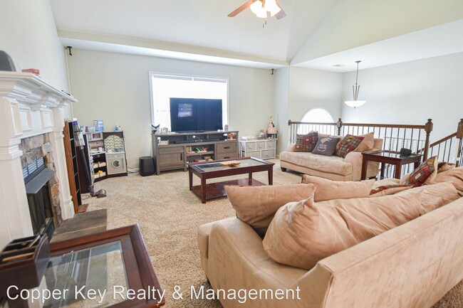 Foto del edificio - 5 br, 3 bath House - 3702 Windmill Ct.