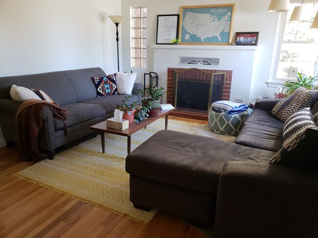 Foto del edificio - 901 Country Club Ave