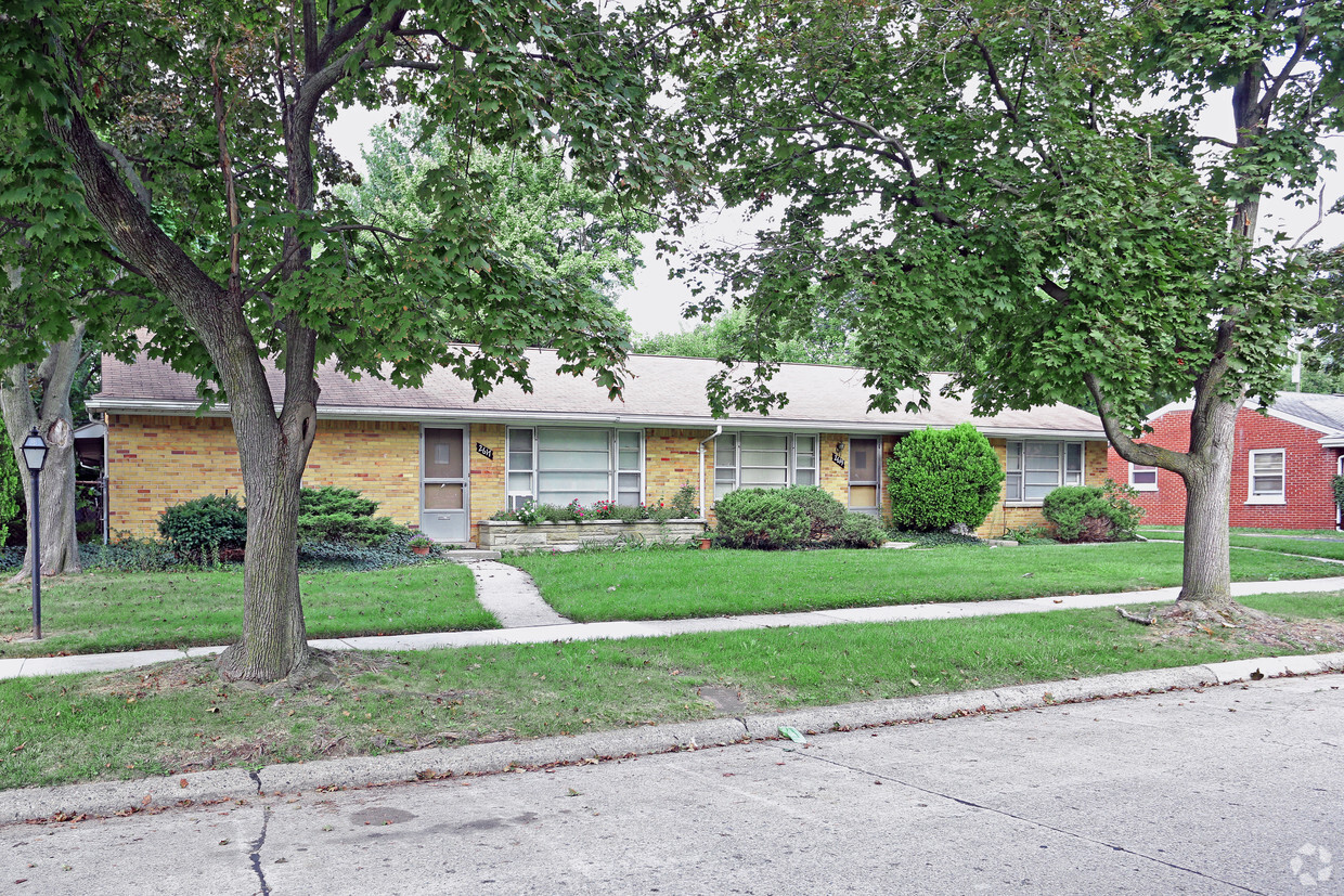 Building Photo - 2617 Galpin Ave