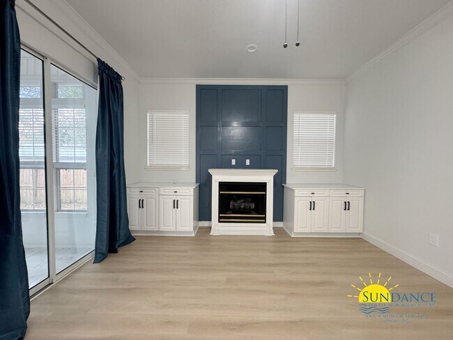 Foto del edificio - Spacious & Stylish 4-Bedroom Home Near Hurlburt AFB!