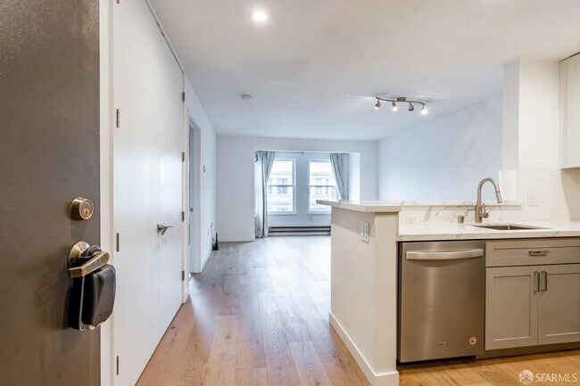 Building Photo - 2225 23rd St