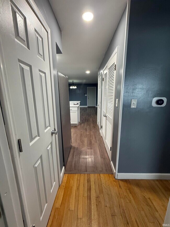 Foto del edificio - 8399 Outer Lincoln Ave