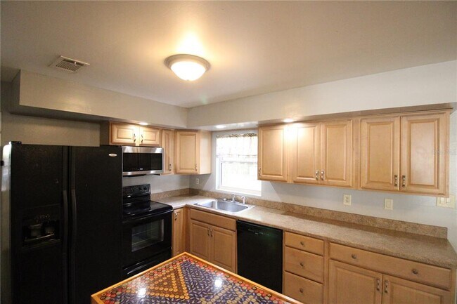 Foto del edificio - 1714 NW 38th St