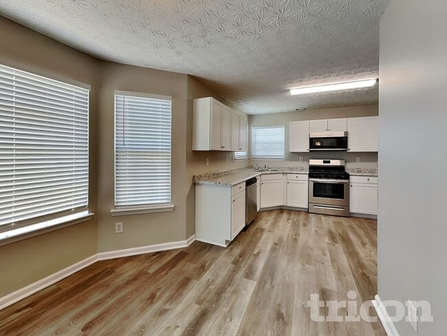 Foto del edificio - 305 Sarasota Ln