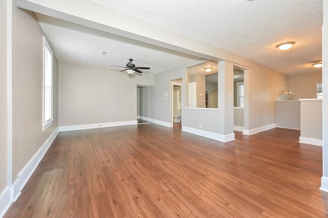 Building Photo - 515 Ben Hur Ave