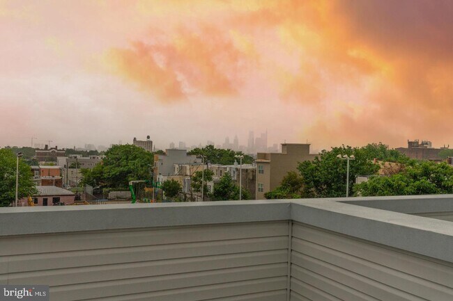 Foto del edificio - 142 W Huntingdon St