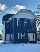 Building Photo - 1915 Poplar St