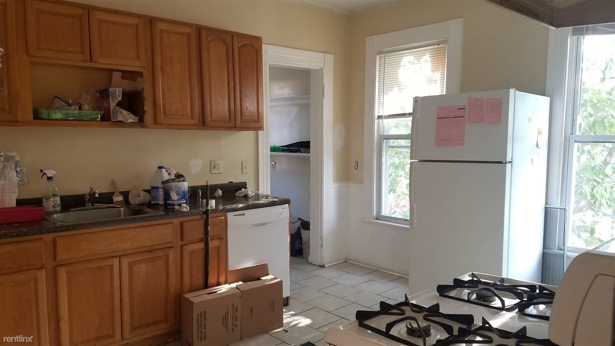 92 Sylvan Ave, New Haven, CT 06519 Condo for Rent in New Haven, CT