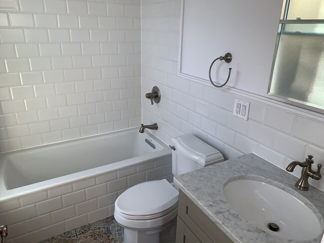 Building Photo - 809 Prospect Pl