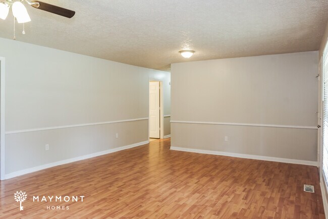 Foto del edificio - 26965 Pine Dr