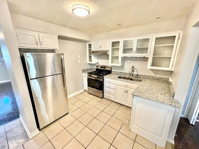 Foto del edificio - 19 Avon Pl