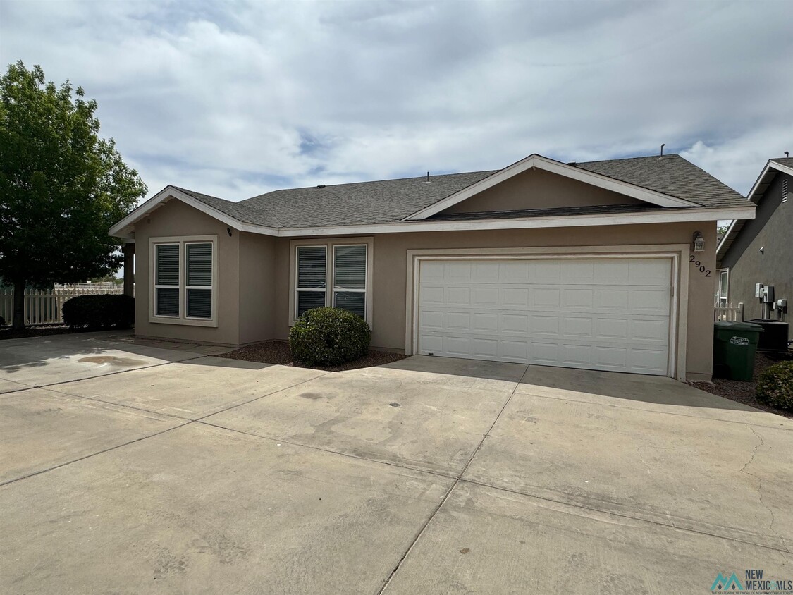Primary Photo - 2902 Chambers Bay Ct
