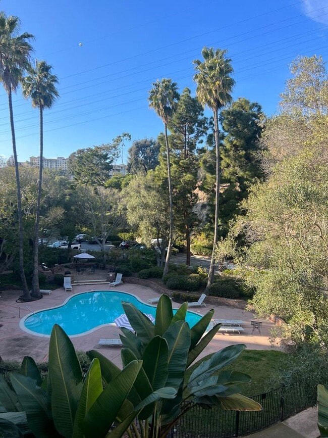 Building Photo - 6314 Friars Rd